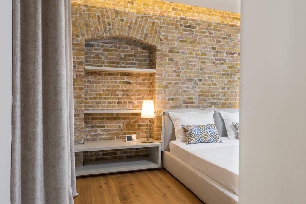 Riva Agava Split Waterfront Apartman Kültér fotó