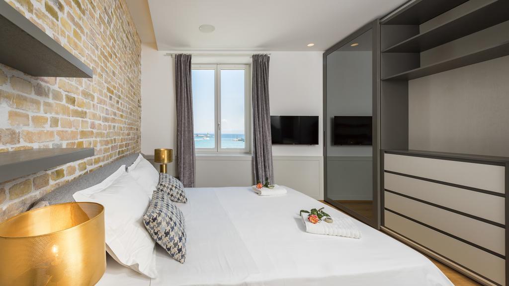Riva Agava Split Waterfront Apartman Kültér fotó