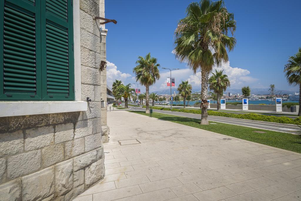Riva Agava Split Waterfront Apartman Kültér fotó